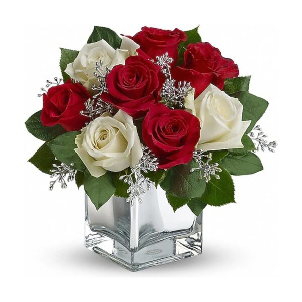 Teleflora's Snowy Night Bouquet
